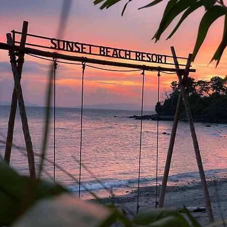 Sunset Beach Resort Weh Сабанг Экстерьер фото