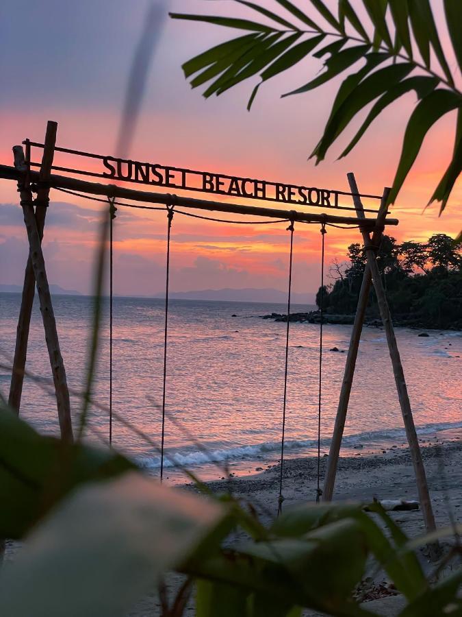 Sunset Beach Resort Weh Сабанг Экстерьер фото