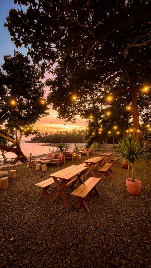 Sunset Beach Resort Weh Сабанг Экстерьер фото