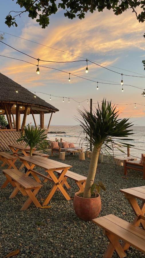 Sunset Beach Resort Weh Сабанг Экстерьер фото
