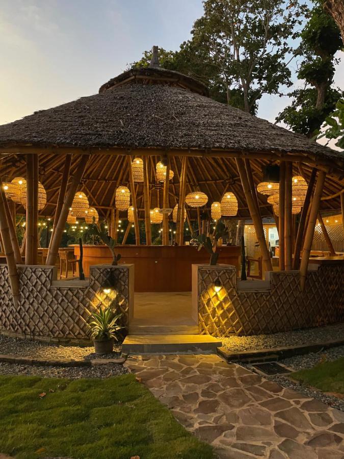 Sunset Beach Resort Weh Сабанг Экстерьер фото