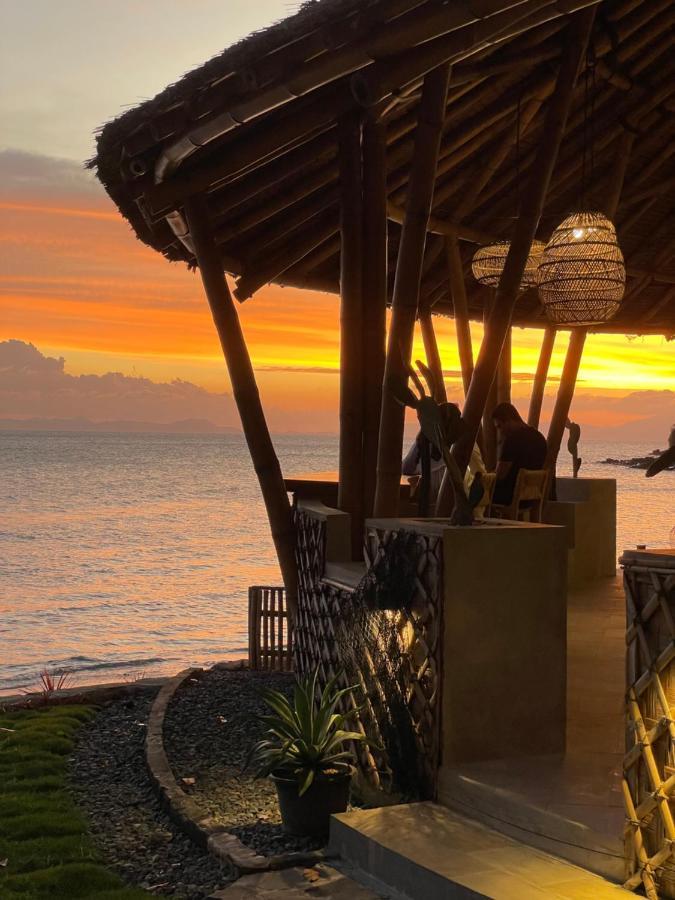 Sunset Beach Resort Weh Сабанг Экстерьер фото